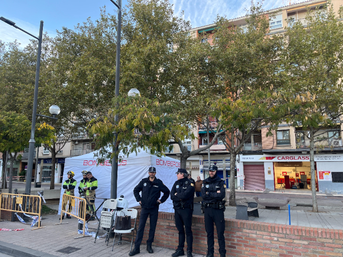 Incertidumbre en los vecinos desalojados en la plaza Santa Clara