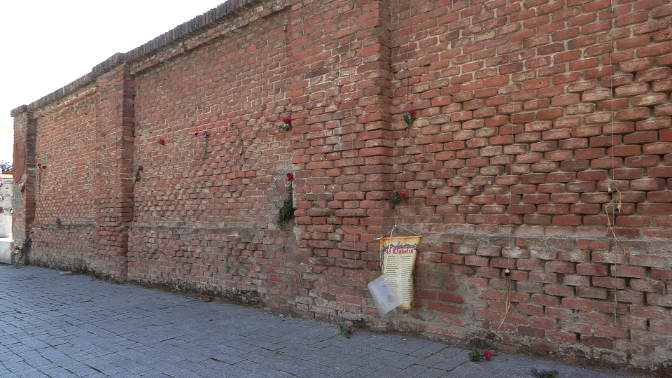 La espera interminable de los miles de fusilados en la tapia del cementerio de la Almudena
