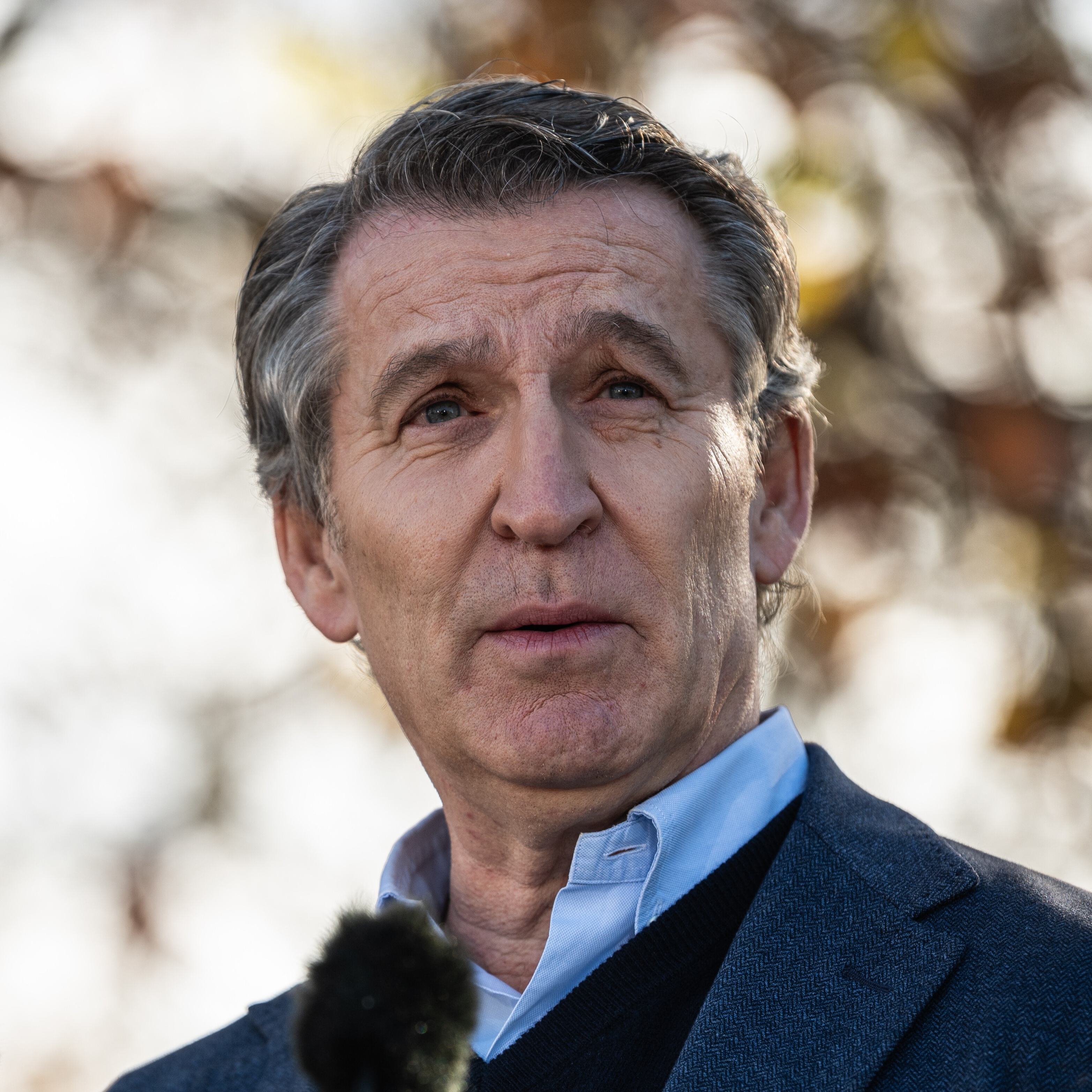 "Haré lo que sea": Puigdemont le pone deberes a Feijóo para apoyarle en una hipotética moción de censura "Haré lo que sea": Puigdemont le pone deberes a Feijóo para apoyarle en una hipotética moción de censura