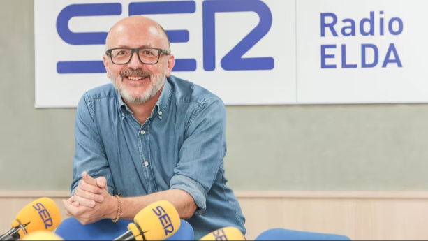 Carlos Ortuño, director de Valle de Elda, y Miguel Davia, director de 3D Soul School en Elda, sobre la jornada de IA, marketing y comunicación para pymes y autónomos