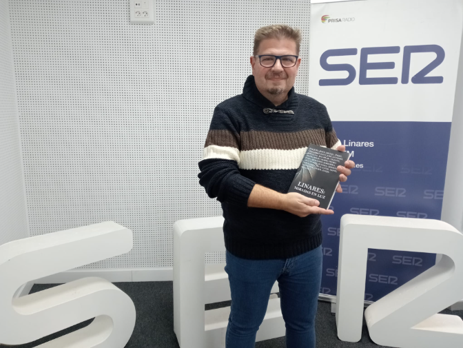 José Antonio Díaz, promotor del proyecto "Linares: Miradas en Luz" para visibilizar el talento fotográfico local