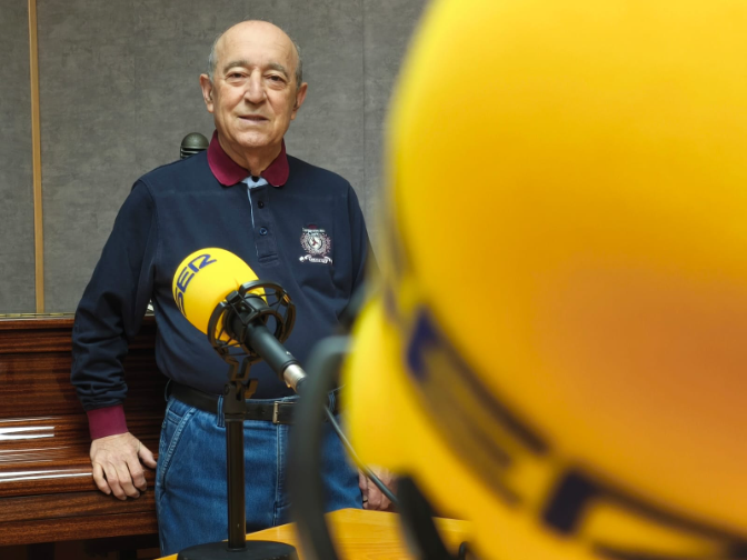 El escritor jiennense Fernando Miras ahonda, con su nuevo libro, en “las sombras de la política”