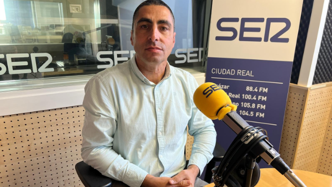 Los taxistas de Ciudad Real piden que se confíen en el servicio oficial y se evite los taxis 'pirata' Los taxistas de Ciudad Real piden que se confíen en el servicio oficial y se evite los taxis 'pirata'