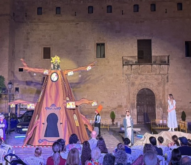 Entrevista a Carmen del Río, presidenta de la asociación 'Debajo del Olmo' en Tébar