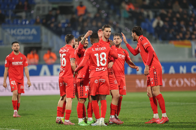 Scouting rival Osasuna, el Levante ante el duelo por la permanencia en el Sadar
