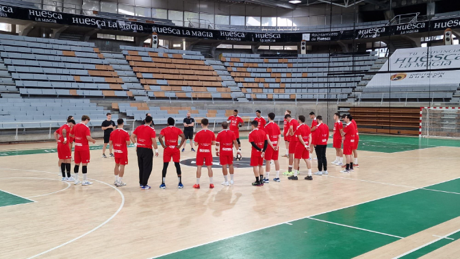 Ben Tekaya analiza la recta final de la primera del Bada Huesca