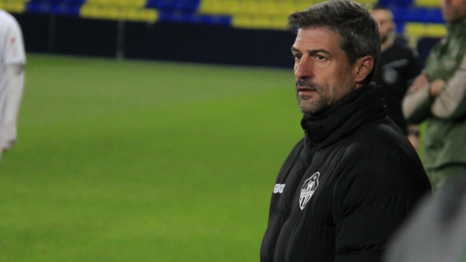 Roberto Bas analiza las sensaciones del equipo y la visita a Sagunto