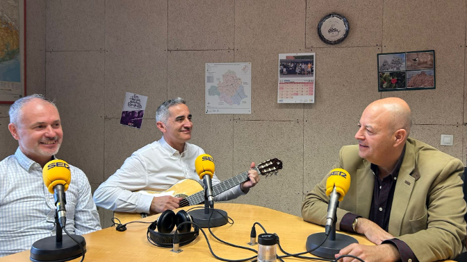 Lamines actúa en directo en los estudios de SER Calatayud Lamines actúa en directo en los estudios de SER Calatayud