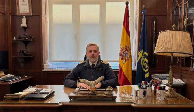 Entrevista al Comandante de IHM de Cádiz Entrevista al Comandante de IHM de Cádiz