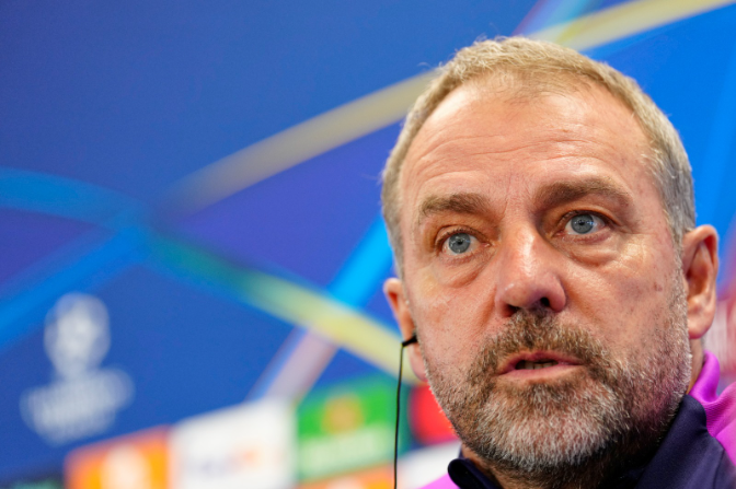 Hansi Flick: "Joan Garcia és el porter número 1 del Barça"