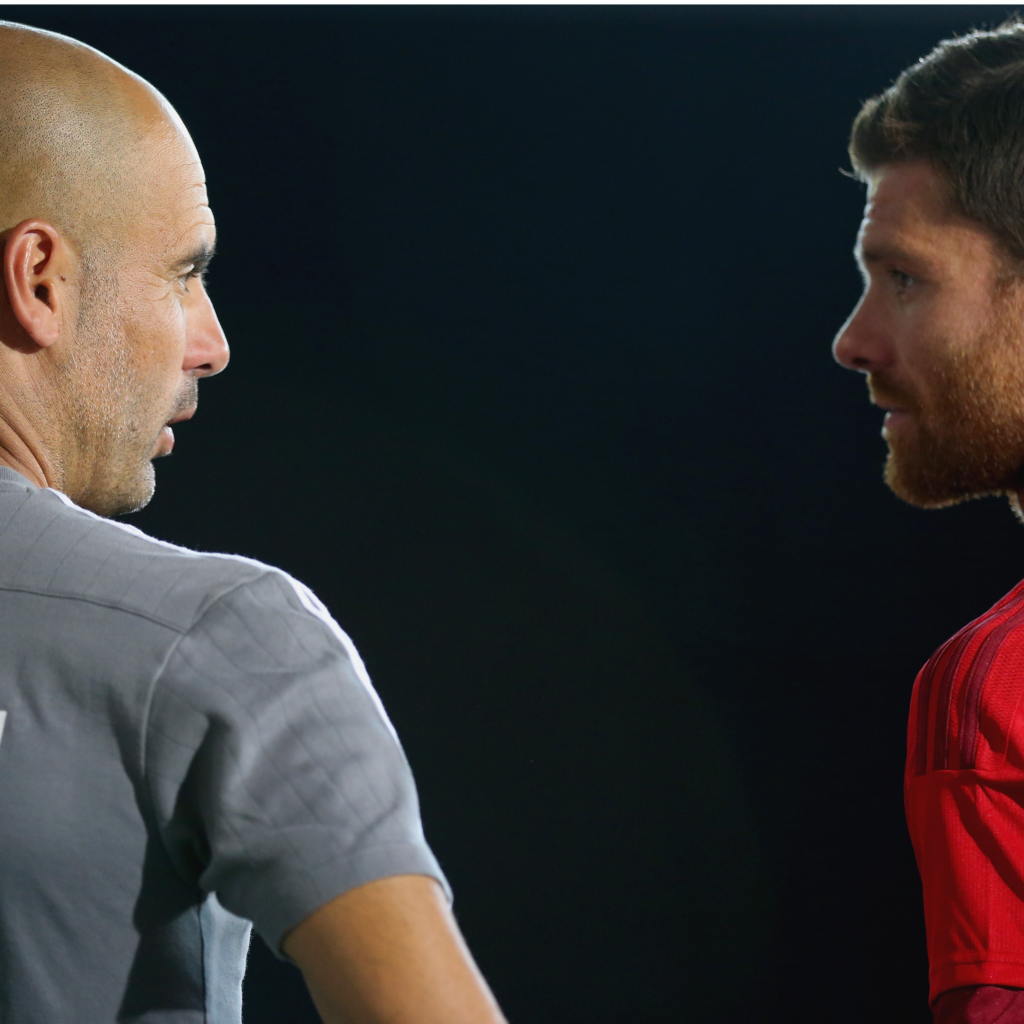 El Sanedrín | "Con cinco palabras es capaz de atizar a Florentino, a la prensa y echar un capote a su amigo Xabi Alonso" El Sanedrín | "Con cinco palabras es capaz de atizar a Florentino, a la prensa y echar un capote a su amigo Xabi Alonso"