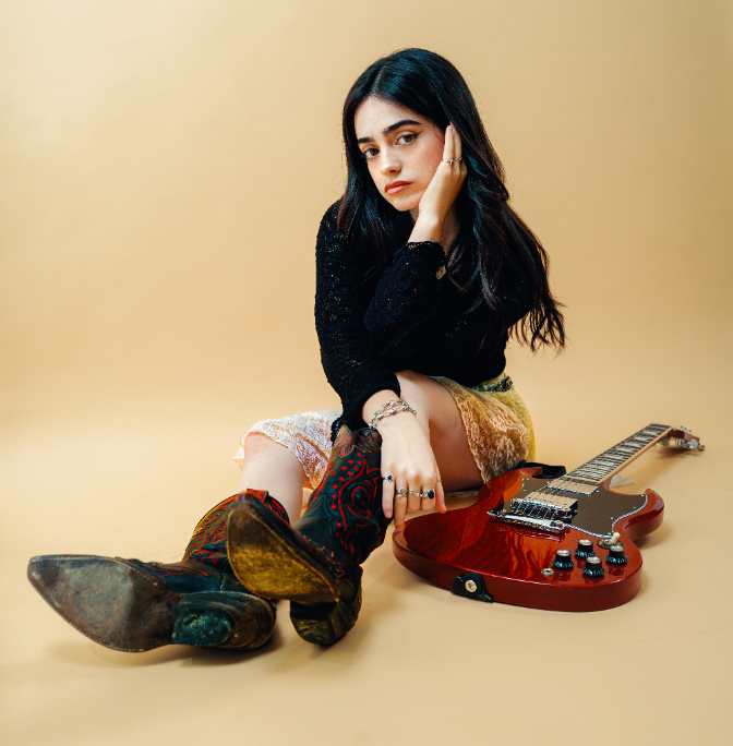 La artista Candela Gómez actuará por primera vez en Móstoles en la Gala Solidaria de Navidad de Ser Madrid Oeste La artista Candela Gómez actuará por primera vez en Móstoles en la Gala Solidaria de Navidad de Ser Madrid Oeste