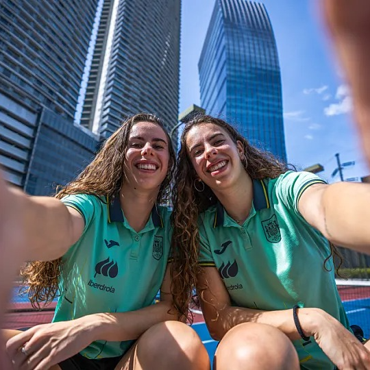 De los JJOO a un saque de honor con el Rayo: los sueños de Irene y Laura Córdoba después del bronce mundial De los JJOO a un saque de honor con el Rayo: los sueños de Irene y Laura Córdoba después del bronce mundial
