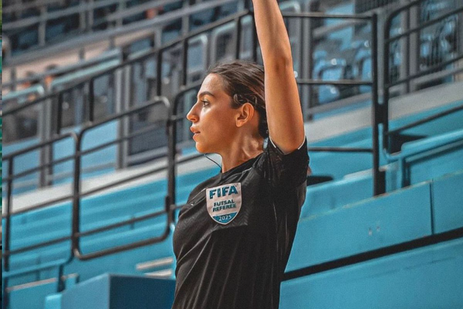 Noelia Gutiérrez, la árbitra toledana que ha hecho historia presente en la final del primer Mundial de Fútbol Sala Femenino Noelia Gutiérrez, la árbitra toledana que ha hecho historia presente en la final del primer Mundial de Fútbol Sala Femenino