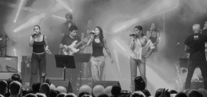 "Too Much": el disc que un grup d’adolescents ha fet per superar la mort d’un amic