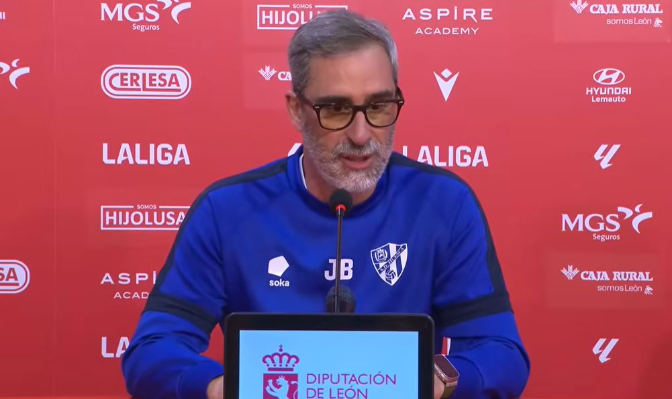 Bolo contento por la victoria del Huesca en León