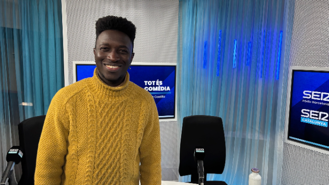 ENTREVISTA. Momi Maiga ENTREVISTA. Momi Maiga