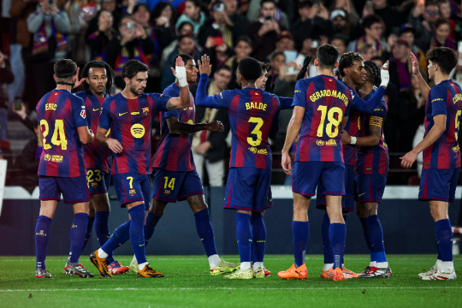 TERTÚLIA ESPORTIVA: El Barça continua imparable a la Lliga i el Madrid respira imposant-se a l'Alabès TERTÚLIA ESPORTIVA: El Barça continua imparable a la Lliga i el Madrid respira imposant-se a l'Alabès