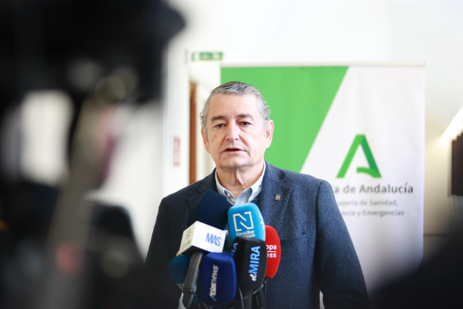 Antonio Sanz señala que el 1% de mujeres que desarrollan cáncer de mama al que se refirió Juanma Moreno no era una cifra concreta: "No lo dice el presidente, lo dicen todos los estudios científicos" Antonio Sanz señala que el 1% de mujeres que desarrollan cáncer de mama al que se refirió Juanma Moreno no era una cifra concreta: "No lo dice el presidente, lo dicen todos los estudios científicos"