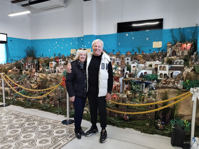 El Belén gigante de Xeraco: 24 metros cuadrados y más de 400 figuras, en el Espai Jove El Belén gigante de Xeraco: 24 metros cuadrados y más de 400 figuras, en el Espai Jove