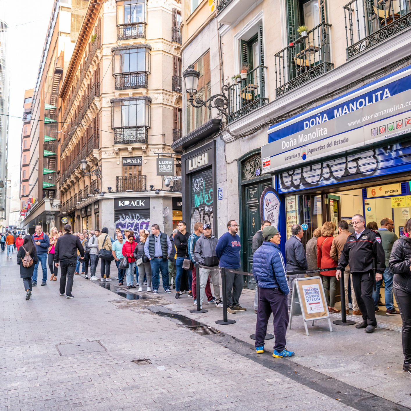 La trampa mental que te lleva a escoger entre un número u otro en la Lotería de Navidad: no es casualidad La trampa mental que te lleva a escoger entre un número u otro en la Lotería de Navidad: no es casualidad