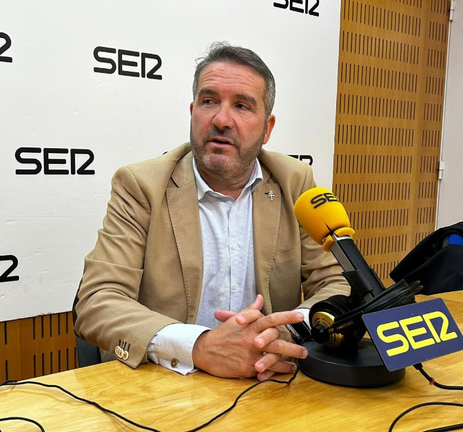 Miguel López Abad: “La polarización es la enfermedad global que frena el diálogo y el progreso”