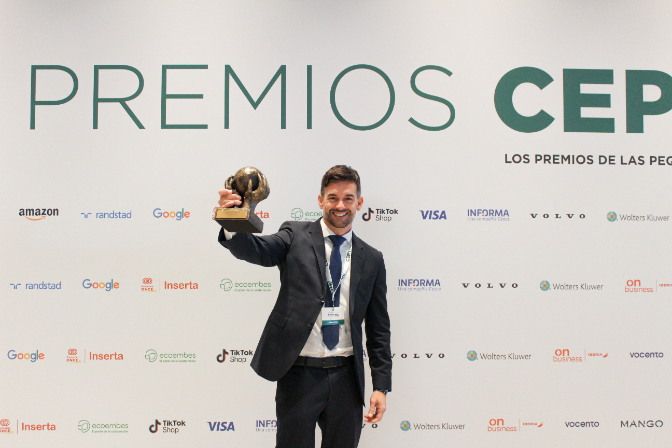Entrevista a David Santiago, fundador y CEO de PCEX Automotive, tras el premio a la mejor pyme de 2025 concedido por CEPYME