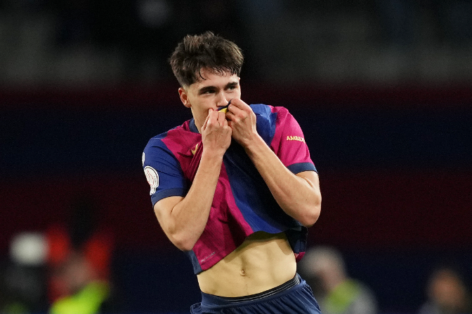 Jordi Roura: "El que ha aconseguit Pau Cubarsí és una fita extraordinària" Jordi Roura: "El que ha aconseguit Pau Cubarsí és una fita extraordinària"