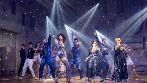 Gina Gonfaus, del musical Mamma Mia!, en Hoy por Hoy Alicante Gina Gonfaus, del musical Mamma Mia!, en Hoy por Hoy Alicante