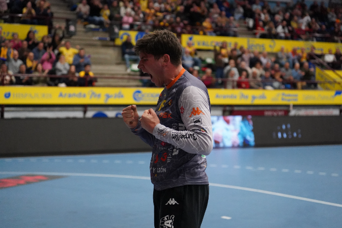 Vasco Teixeira: "Que la afición coree tu nombre es una experiencia que nunca había vivido" Vasco Teixeira: "Que la afición coree tu nombre es una experiencia que nunca había vivido"