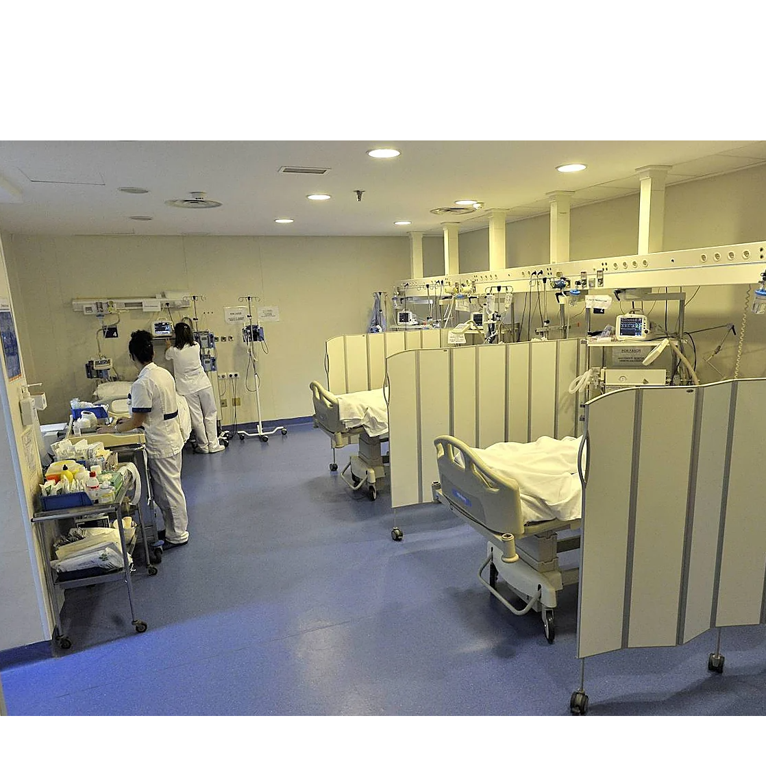 Hora 25 de 22 a 23:30 |