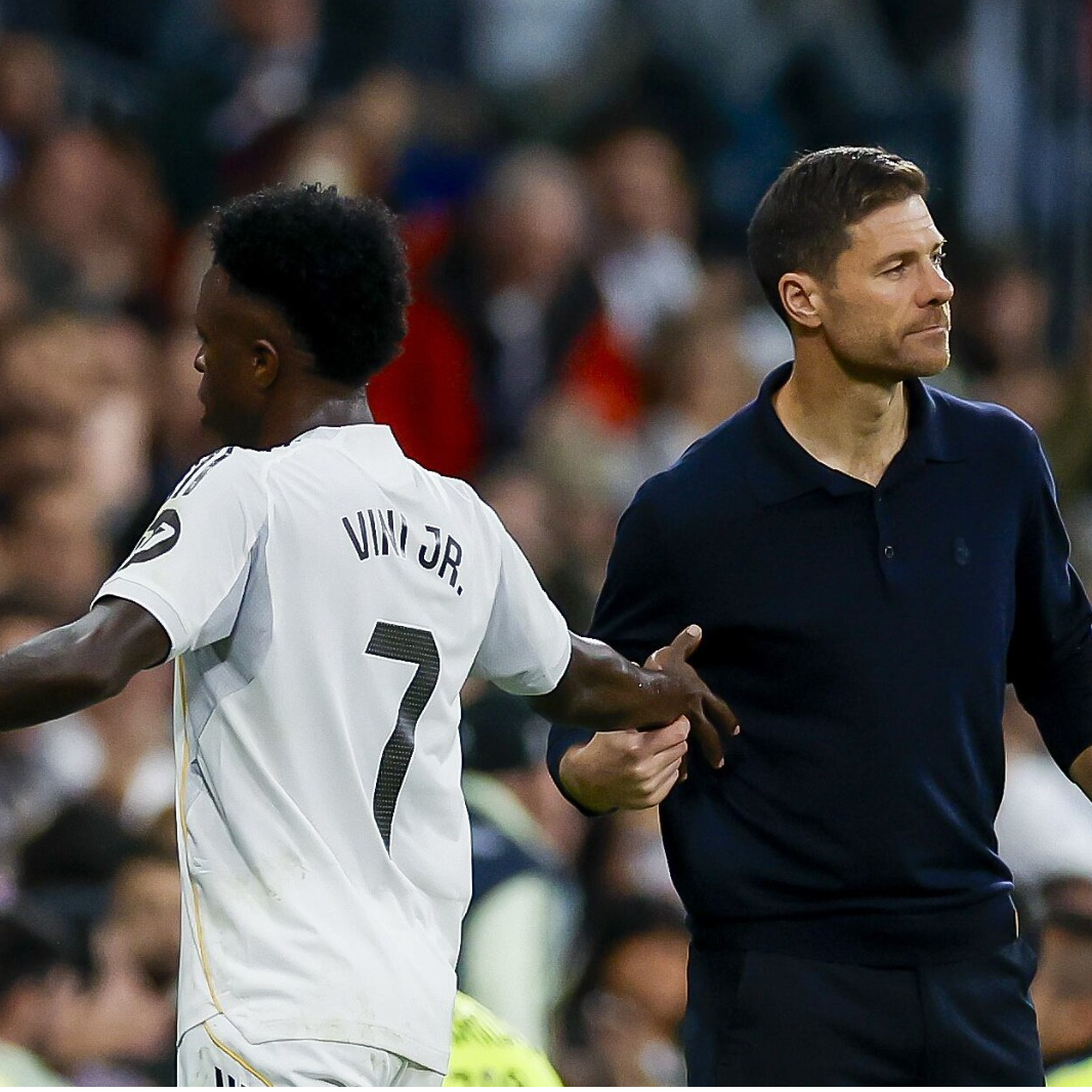 El Sanedrín |  La razón por la que Xabi no 'vio' las risas en el banquillo en Talavera: "Ya ha comprobado que los pulsos con Vinicius salen mal"