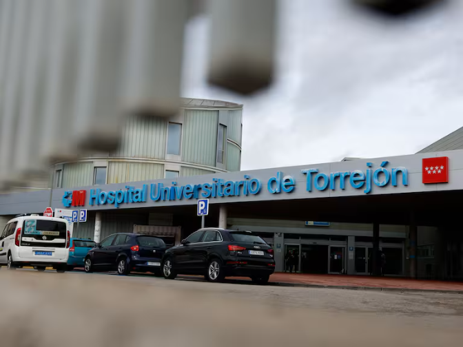 Al menos tres comunidades autónomas reconocen dar citas de madrugada a pacientes de la sanidad pública