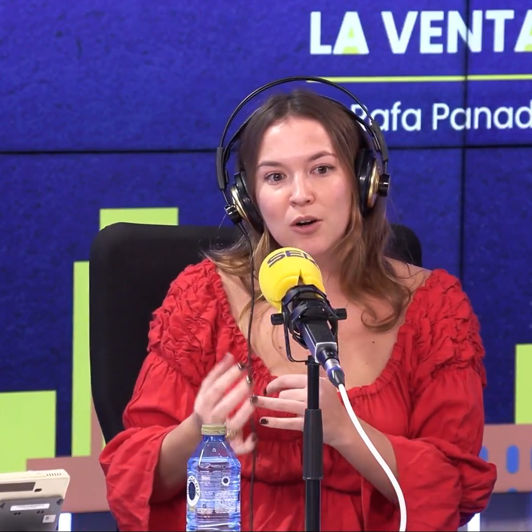 La Ventana a las 16h | Carla Mouriño, escritora: "Los grandes titulares no siempre se corresponden con lo que pasa en la calle"