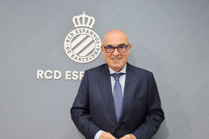 Xavi Andreu: "Que la gent vingui d'hora i que dugui elements només per animar, perquè al futbol no s'hi va a llençar coses"