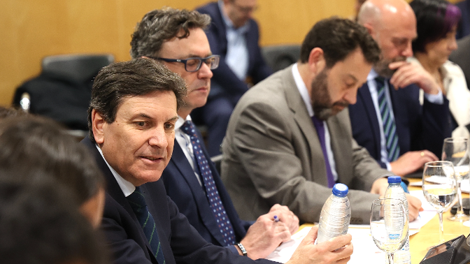 Imagen de Carlos Fernández Carriedo, consejero de Economía y Hacienda | Castilla y León abandona la reunión en Hacienda sobre la quita de la deuda: 