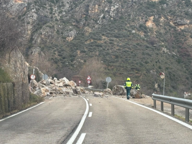 Imagen de Arrancan los trabajos de saneamiento en la ladera de Arnedillo