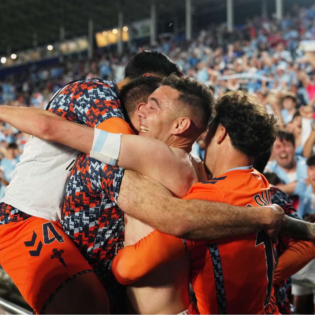 Imagen de Borja Iglesias celebra la clasificación del Celta a Europa League: 