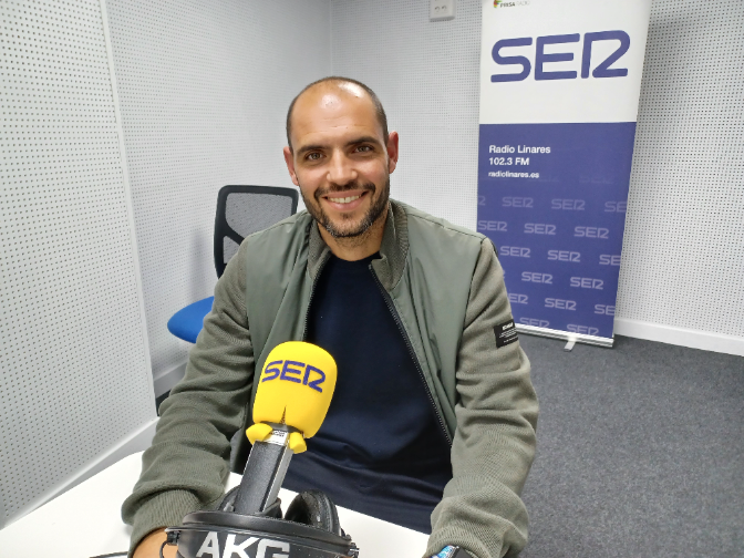 Imagen de Cristian Sanz, director deportivo del Linares,  analiza la renovación del entrenador y perfila el trabajo para construir la plantilla del próximo curso (26/05/2025)