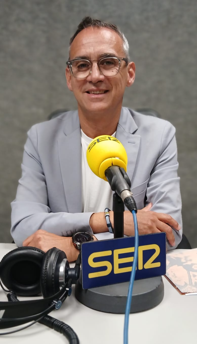 Imagen de Javier Llamas, alcalde de Los Llanos de Aridane: “En los próximos días presentaremos una web en la que se podrá seguir la evolución de todas las obras de la reconstrucción”