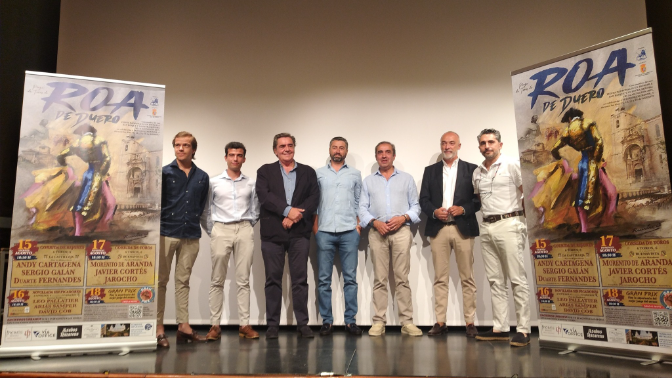 Imagen de David Colinas, sobre el espíritu torero de Roa