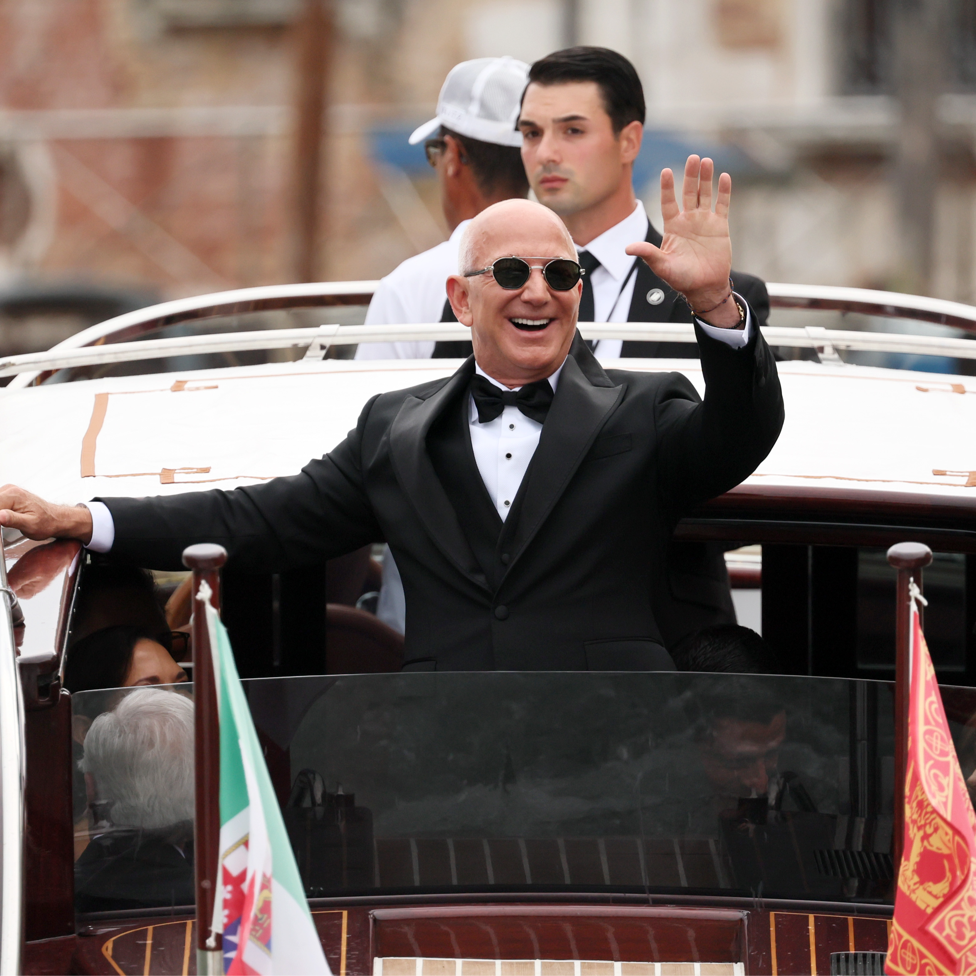 Imagen de Episodio 3. Jeff Bezos, el cibermillonario que más se parece a los millonarios de siempre