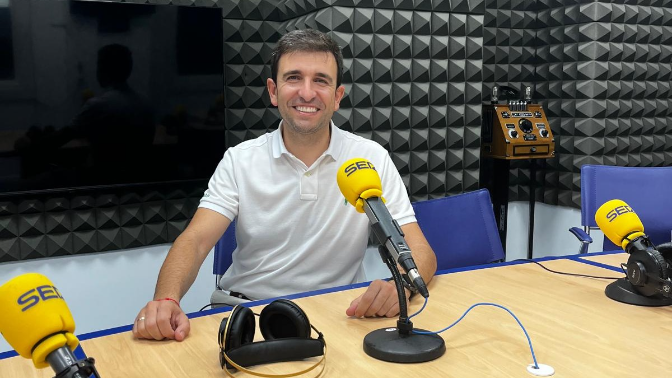 Imagen de Levantamos la persiana -- Antonio Moreno director gerente de Essential Clinic