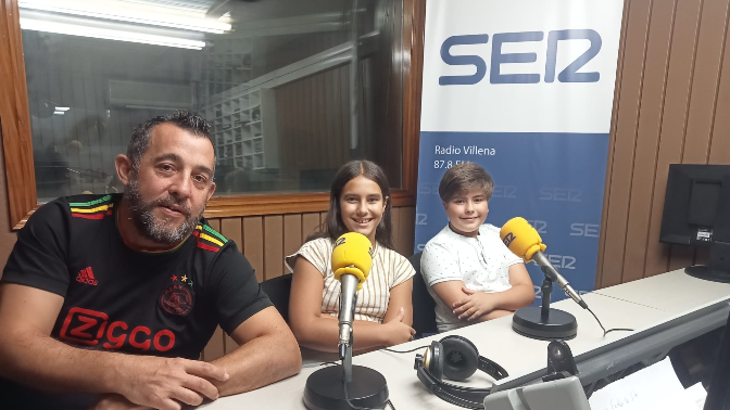 Imagen de Oscar Díaz, Andrea Cerdá y David Jareño, en Radio Villena SER