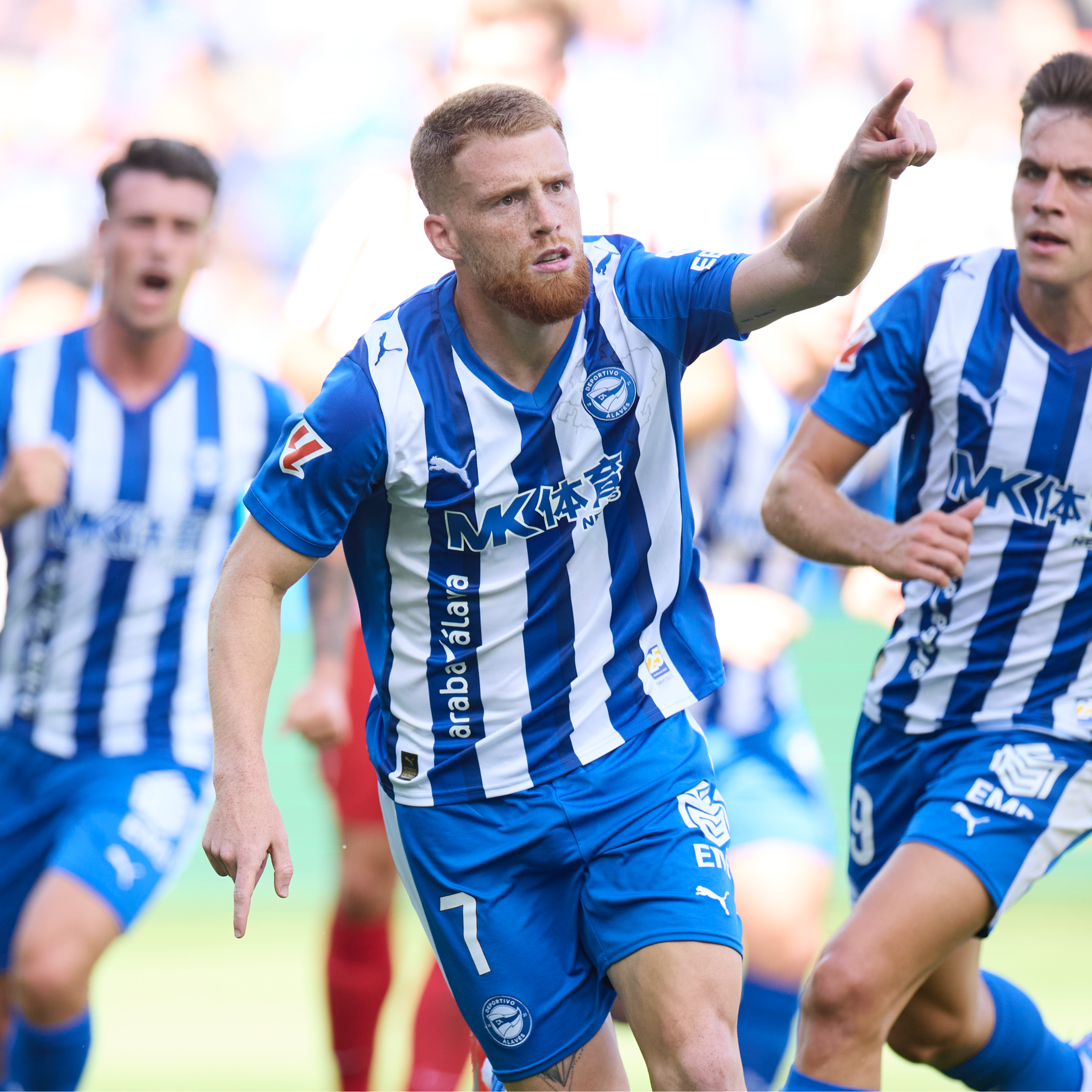 Imagen de Los goles del Alavés 1-1 Atlético de Madrid | Empate tras un error del VAR que favoreció al Atleti