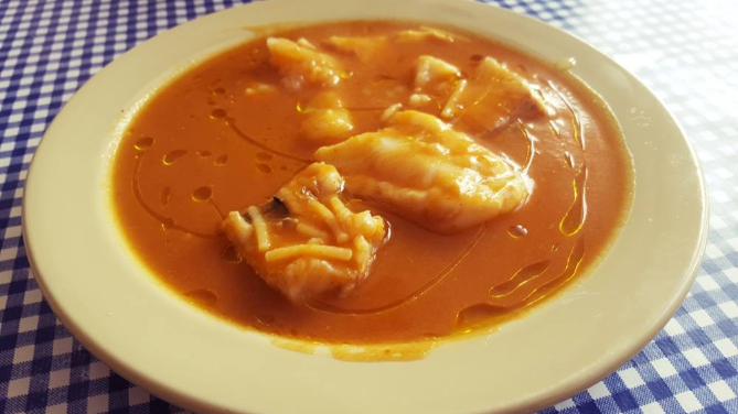 Imagen de Aprende a hacer una sopa de pescado en diez minutos con El Ingeniero Cocinero
