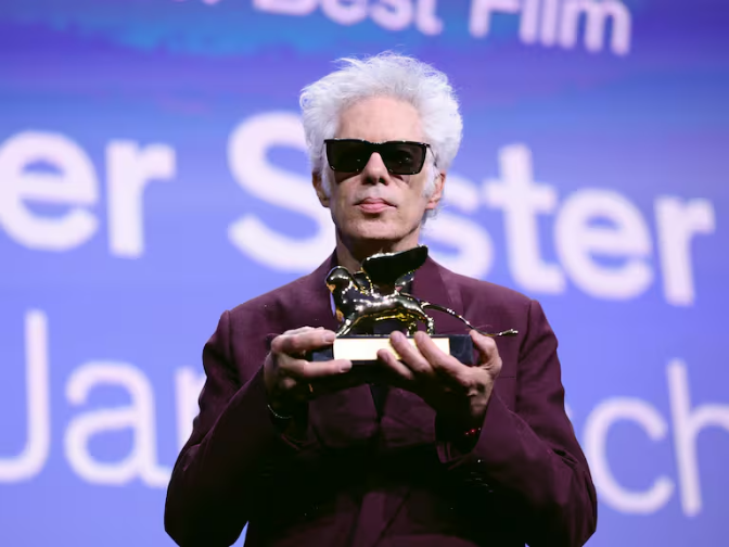 Imagen de León de Oro para Jim Jarmusch por una película menor e irrelevante en un festival conmocionado por 'La Voz de Hind'