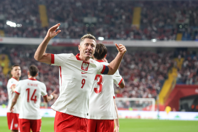Jan Urban: "Veurem la millor versió de Lewandowski si juga menys minuts"