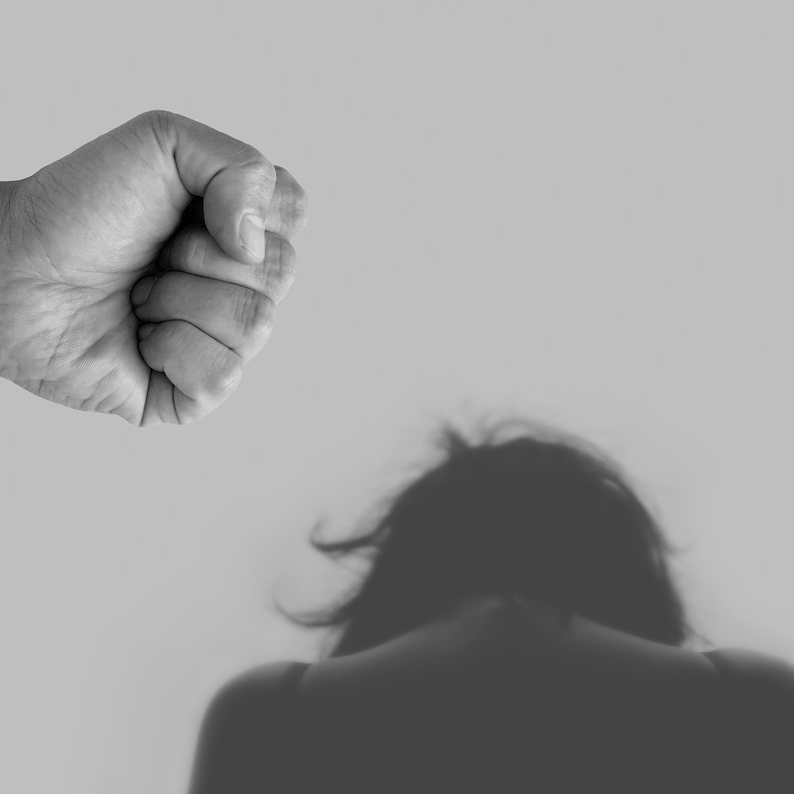 Violencia sexual en la adolescencia, a debate en la UNED Pamplona