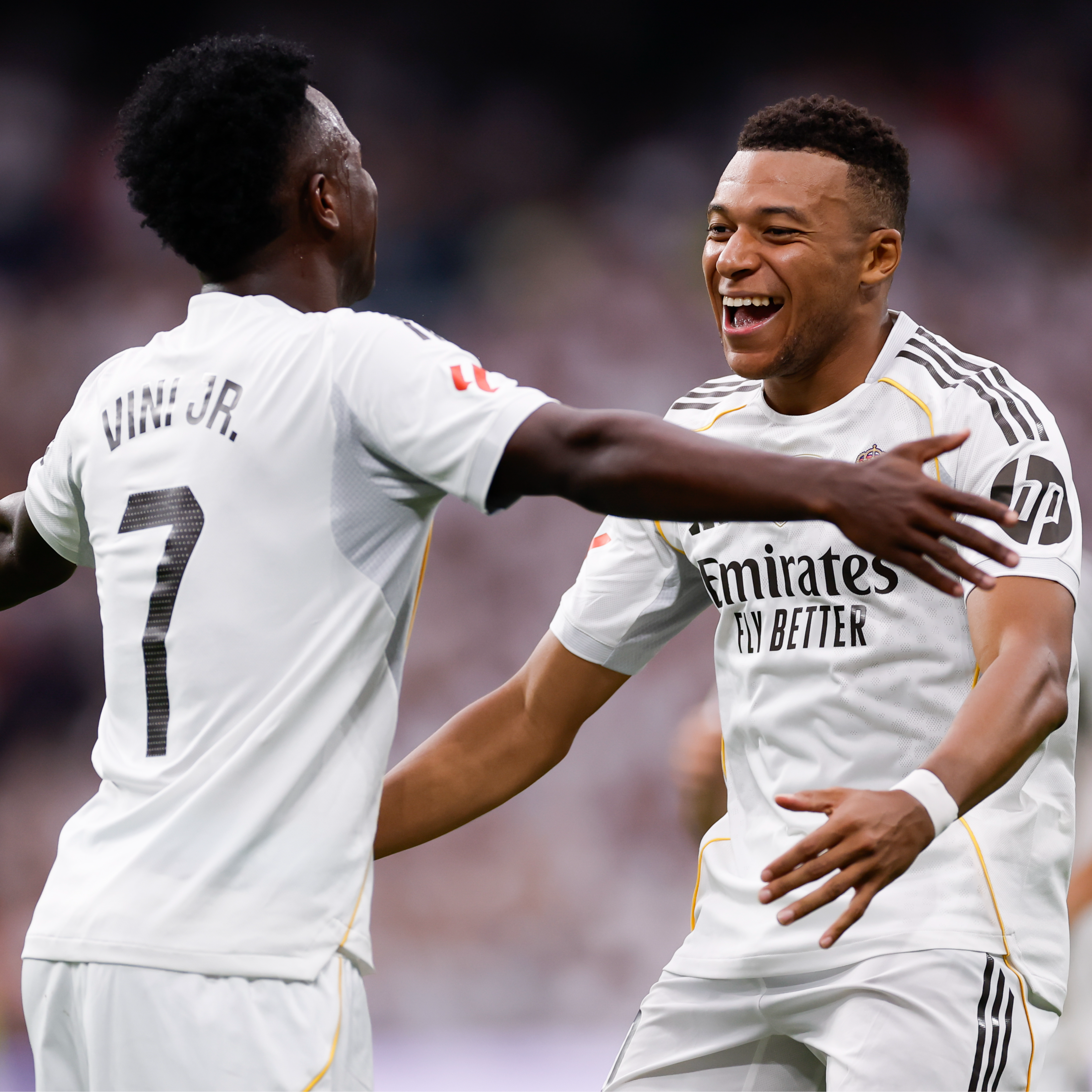 Imagen de Los goles del Real Madrid 2 - 0 Espanyol | Miiltao y Mbappé mantienen líder al Madrid